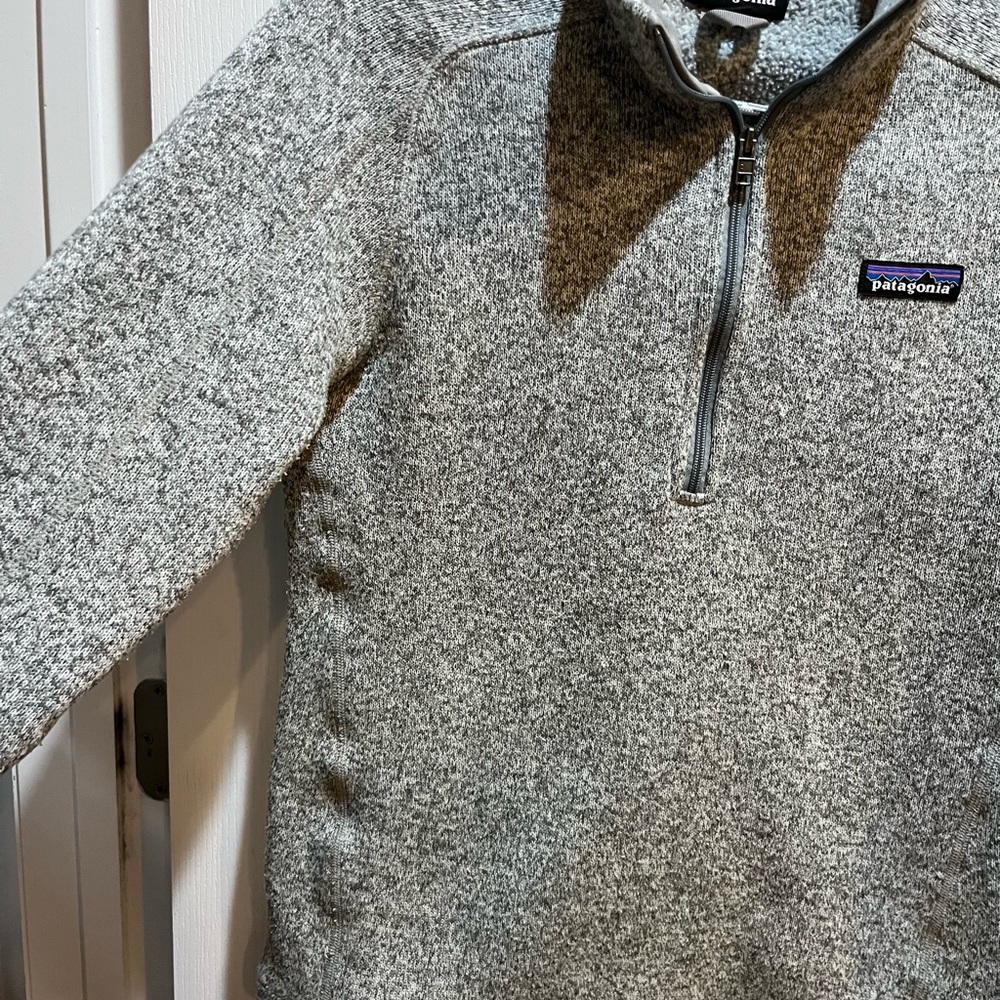 Patagonia White Birch, women’s size 6